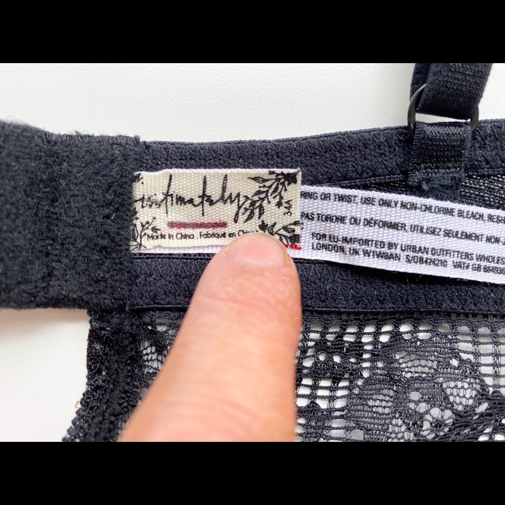 4/$20 Free People Intimately lace bralette unpadded 34A - Picture 8 of 8